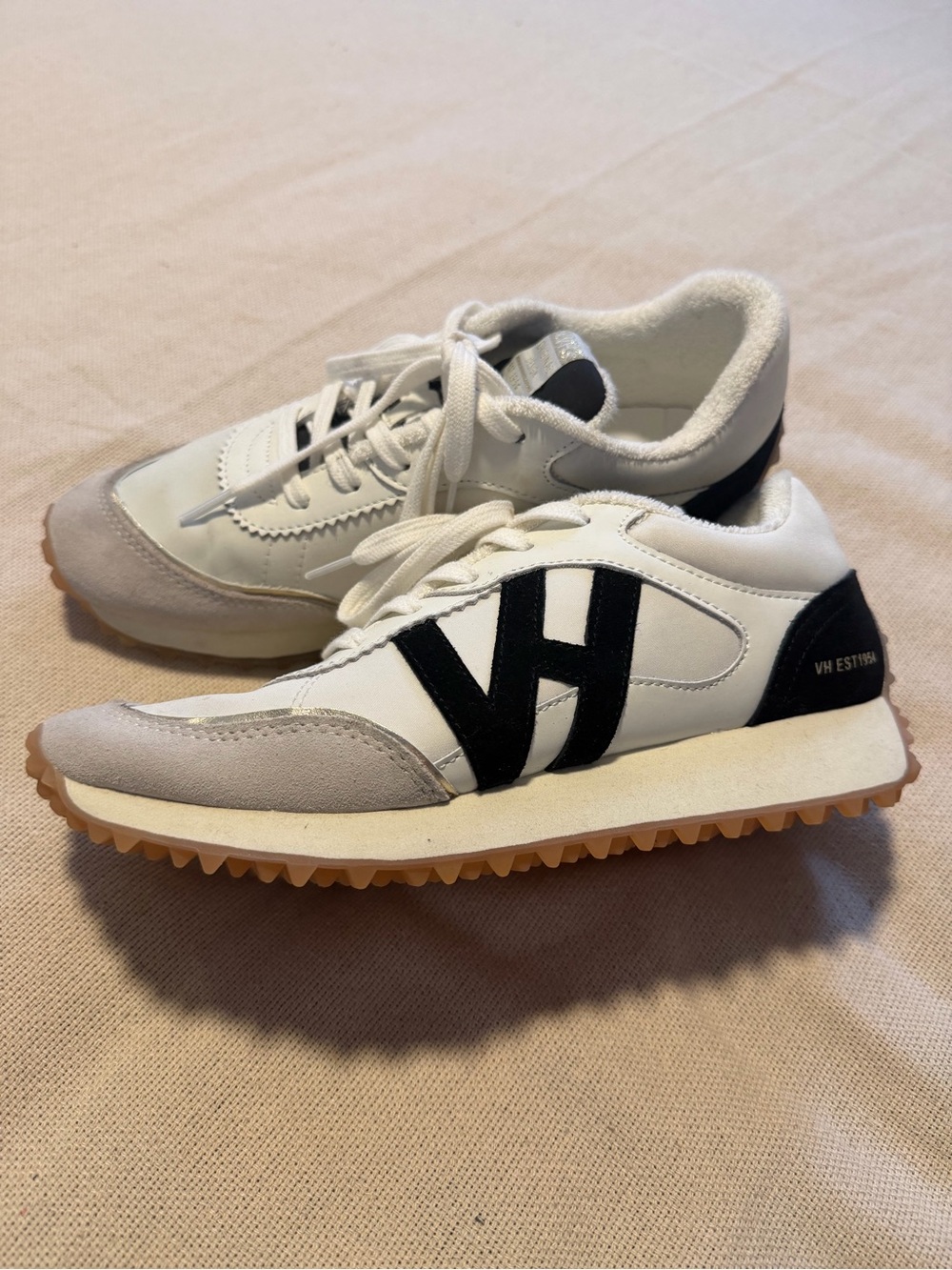 Vintage Havana White Black & Gray Women's Sneakers
